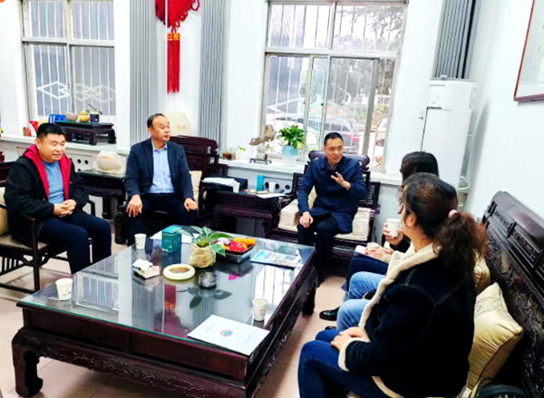 市工商联与市委巡视组到访宝鸡市山东商会考察交流